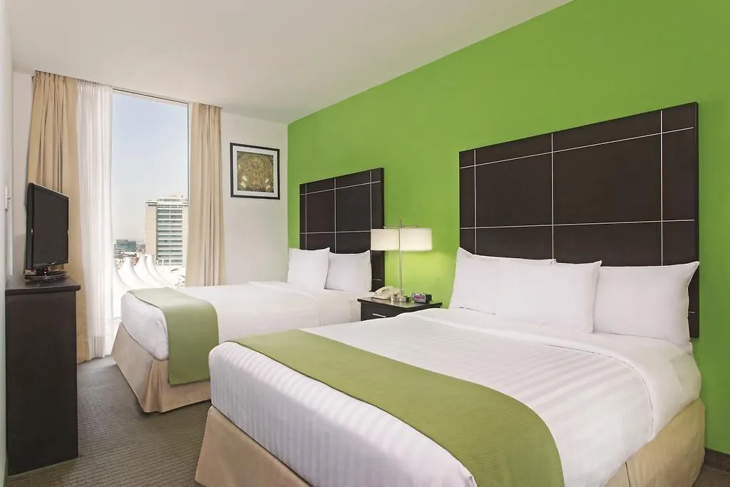 La Quinta By Wyndham Puebla Palmas Angelopolis Hotel